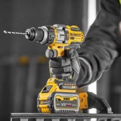 DeWALT Perceuse-visseuse à Percussion 54V DCD999X1 3/9Ah Advantage T-Stak -Outils Soldes AFD 137566