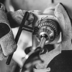 Perceuse à Percussion 650W Dewalt DWD024KS -Outils Soldes AFD 138410