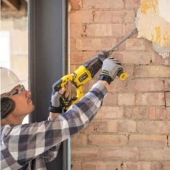 Perforateur-burineur SDS+ 18V Stanley Fatmax FMCD900M2S + 2 Batteries 4 Ah + Chargeur + Sac -Outils Soldes AFD 142487