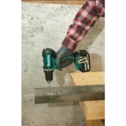 Perceuse Visseuse 18V Makita DDF482RMJ + 2 Batteries 4 Ah BL1840 + Chargeur + Makpac 2 -Outils Soldes AFD 83603